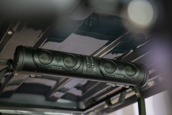 New 2024 Epic E-40L (Silver) - Image 7