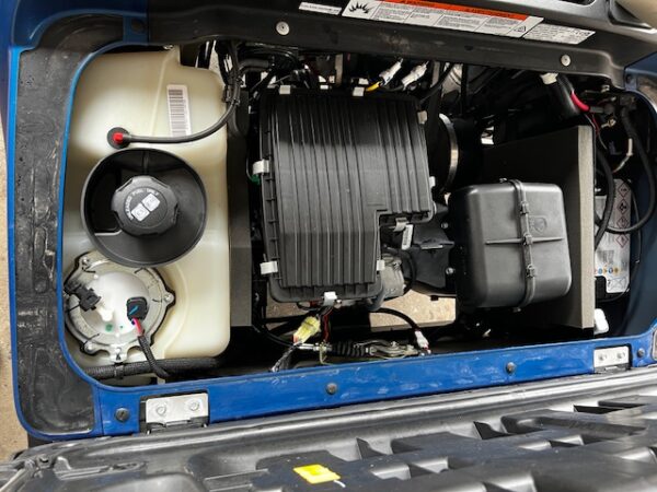 New 2025 Yamaha PTV CUSTOM (Gas) BLUE - Image 17