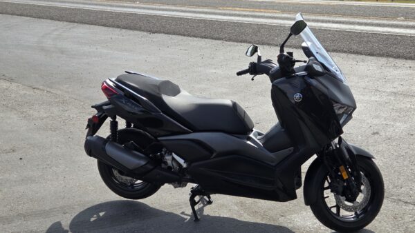 Used 2025 Yamaha X-Max Scooter - Image 6